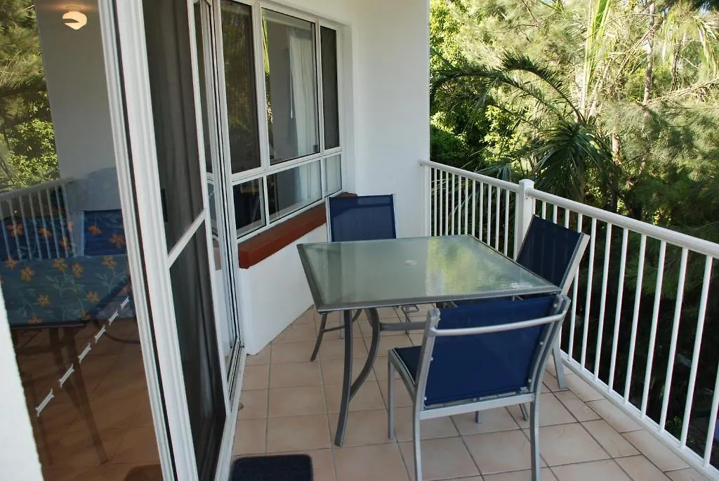 Jade Waters Luxury Apartments Hervey Bay Ausztrália
