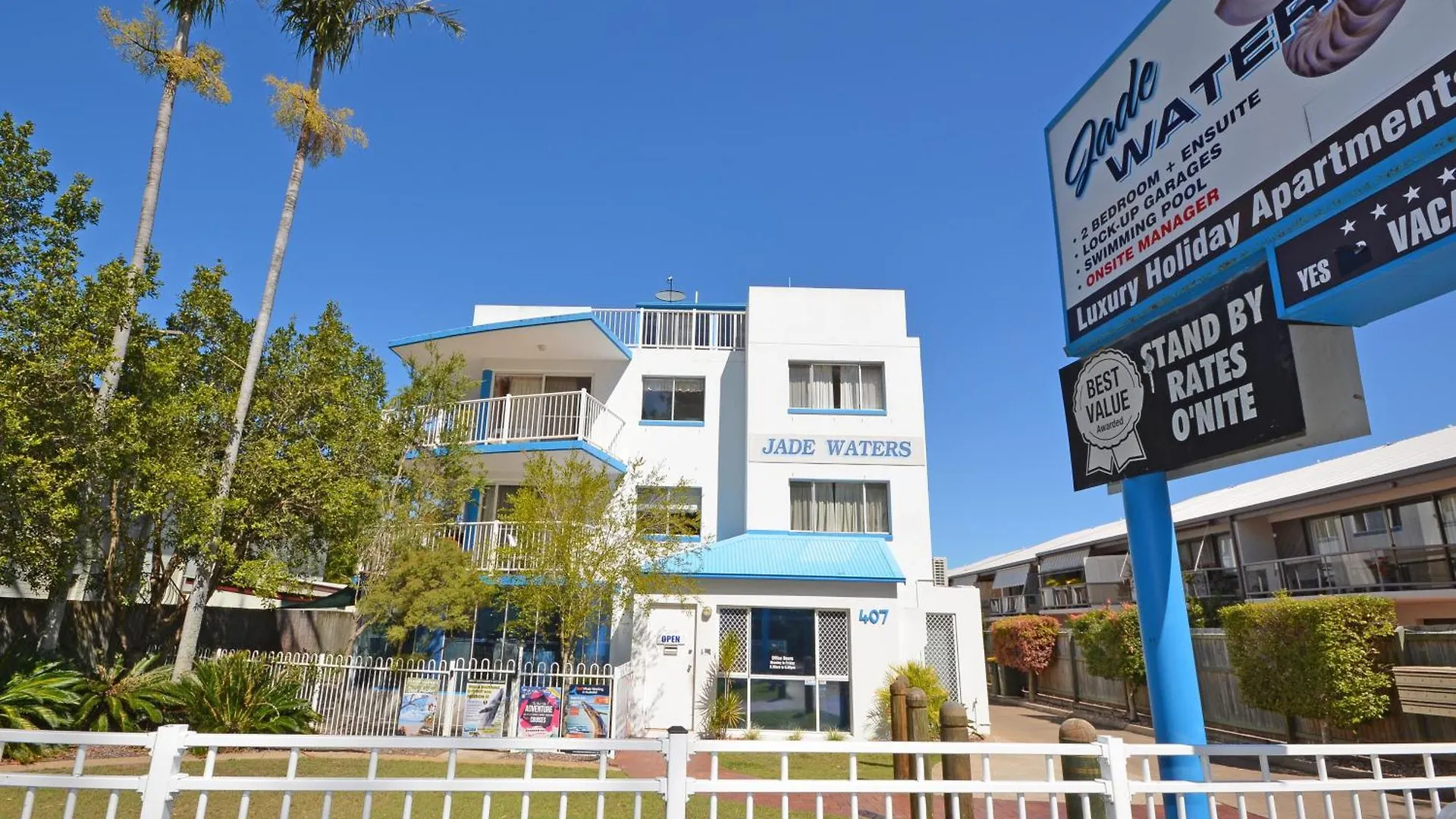 Jade Waters Luxury Apartments Hervey Bay 4*,  Ausztrália
